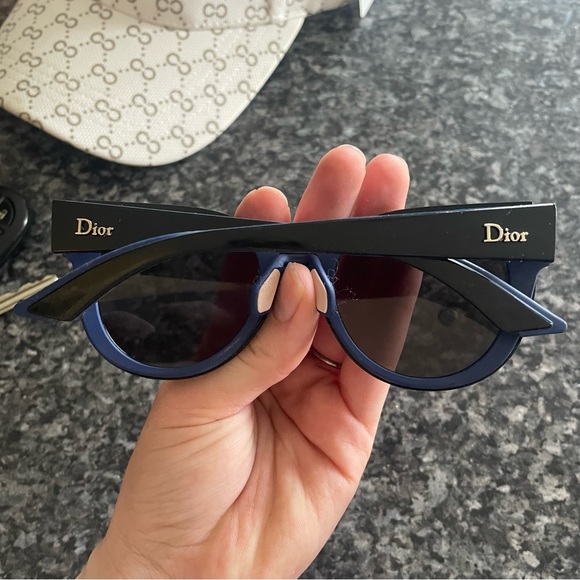 Dior sunglasses - Picture 1 of 5